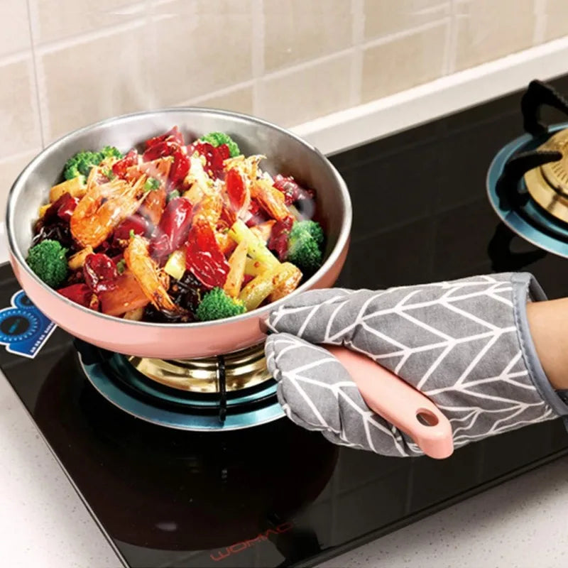 Oven Mitts and Potholders (4-Piece Set, Gray)