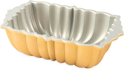 Gold & Classic, Fluted Loaf Pan, 6 Cup