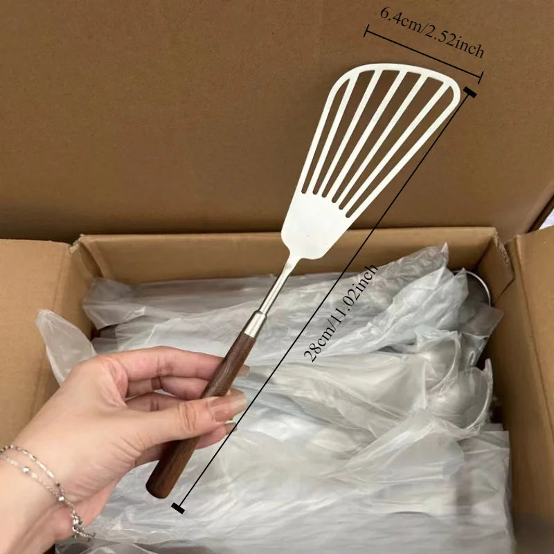 Spatula with Wooden Handle